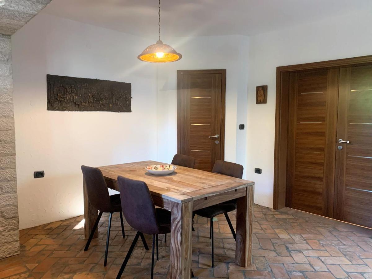 Apartments Artemus Karliva Izola Eksteriør billede